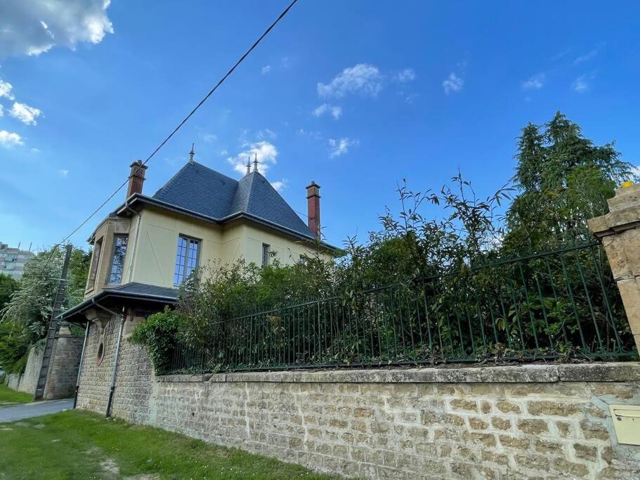 Villa Maison Independante La Quietas Sur Les Hauteurs De Sedan Exterior foto